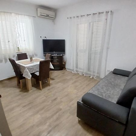 Apartments Tiha Noc Котор Экстерьер фото