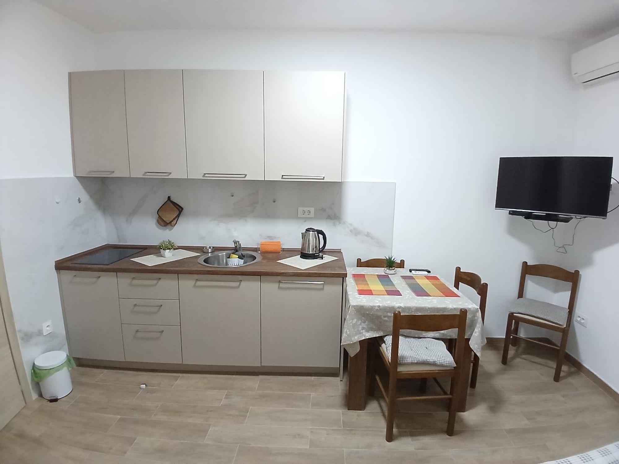 Apartments Tiha Noc Котор Экстерьер фото