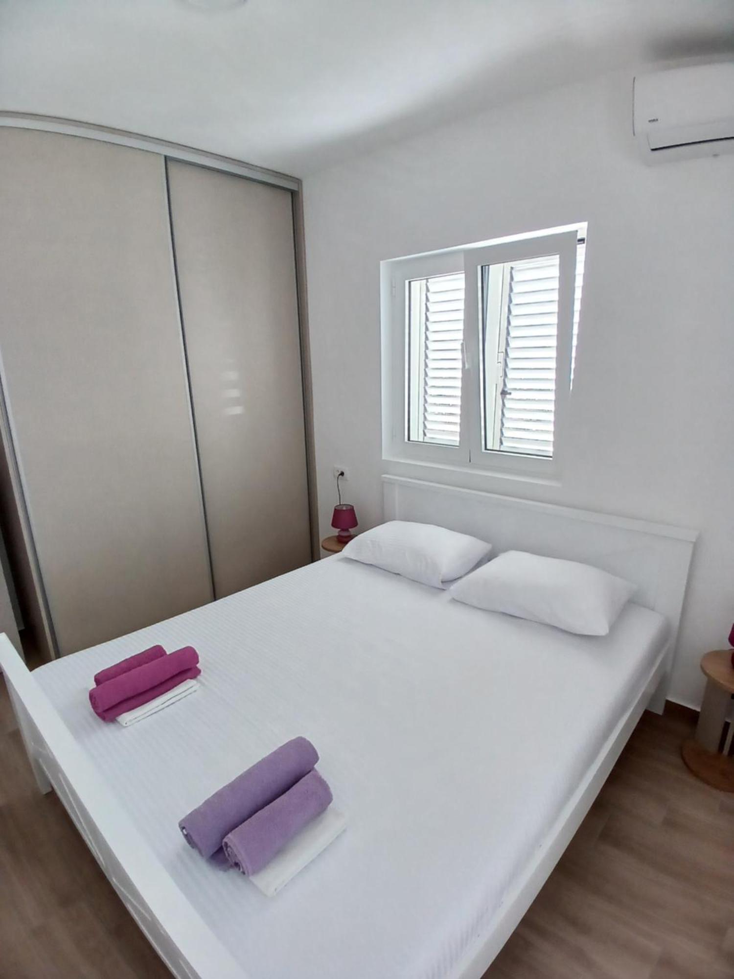 Apartments Tiha Noc Котор Экстерьер фото
