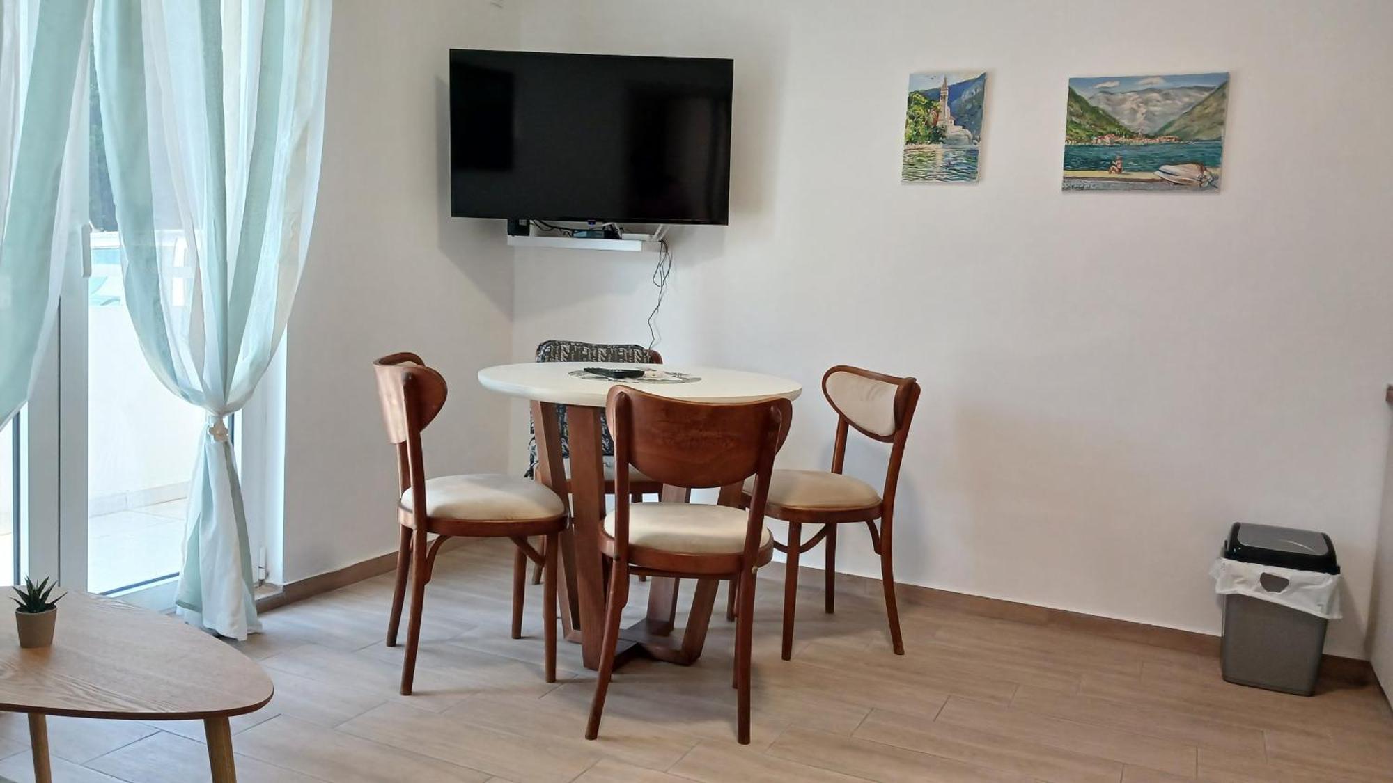 Apartments Tiha Noc Котор Экстерьер фото