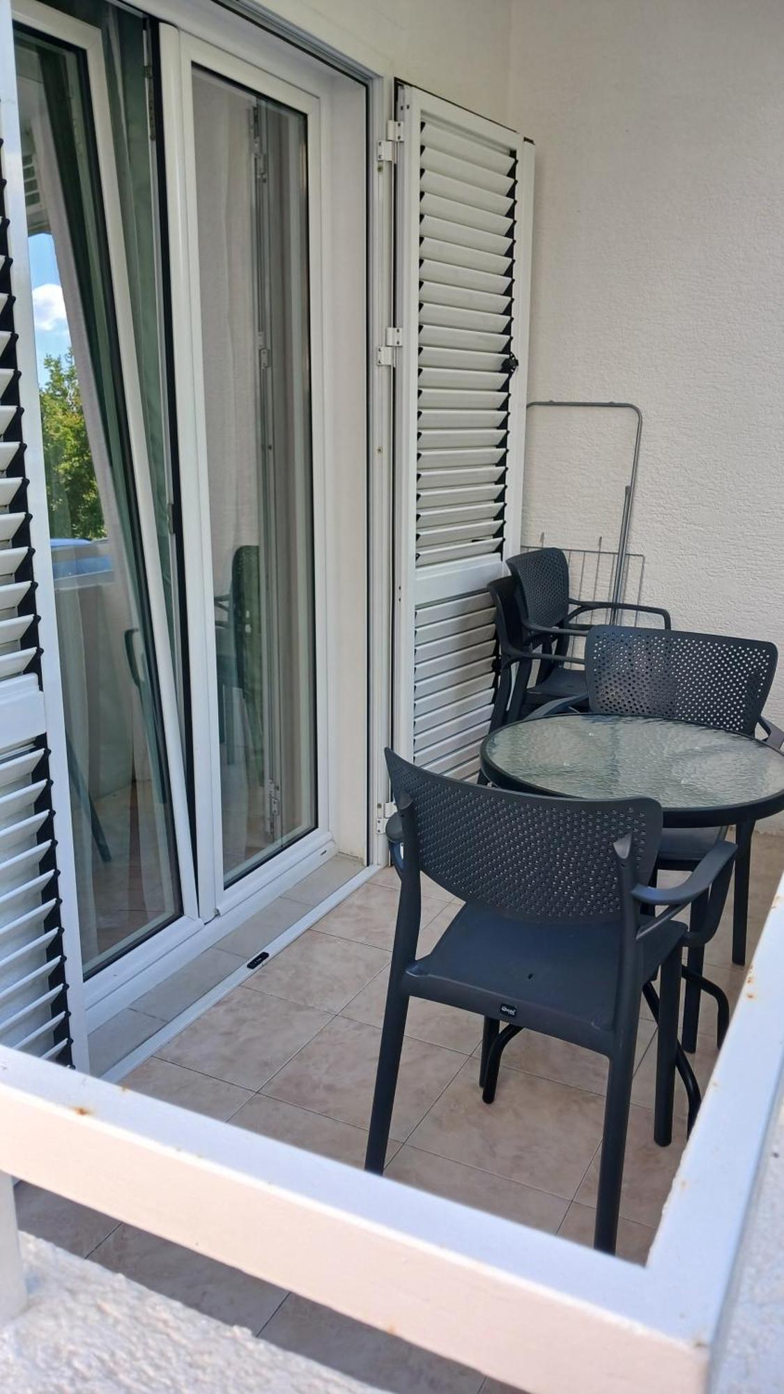 Apartments Tiha Noc Котор Экстерьер фото