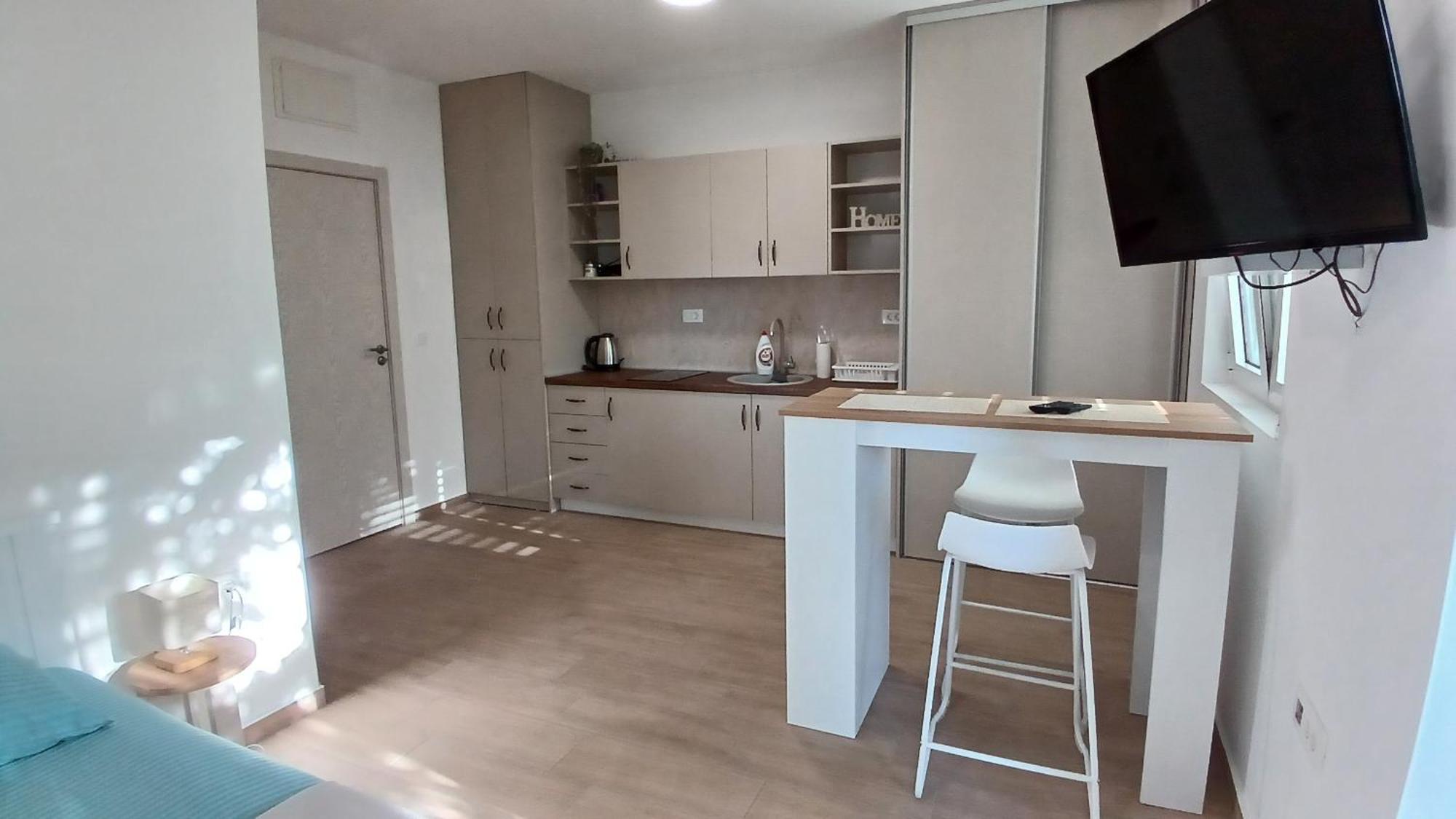Apartments Tiha Noc Котор Экстерьер фото