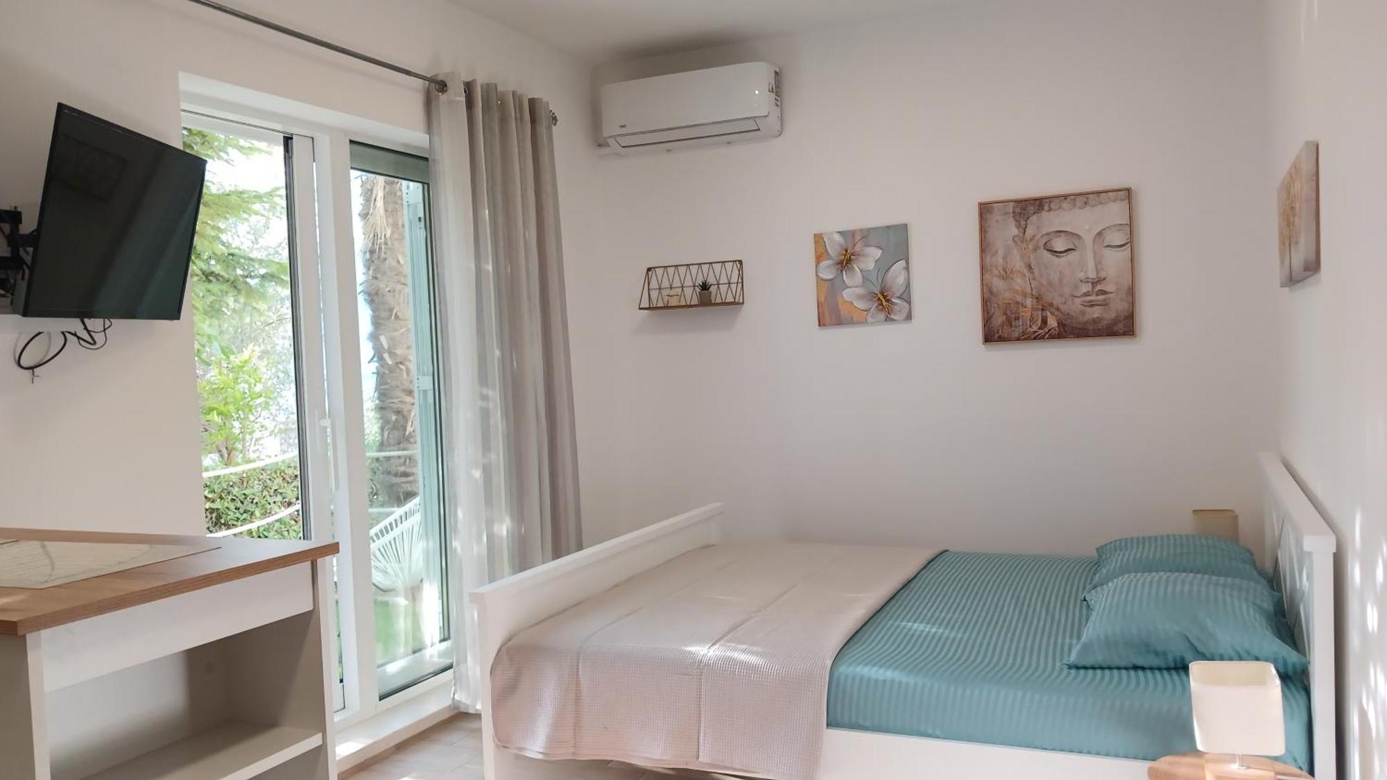 Apartments Tiha Noc Котор Экстерьер фото